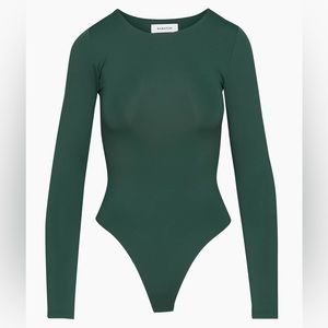 NEW Aritzia Contour Crew Longsleeve Bodysuit in Scarab